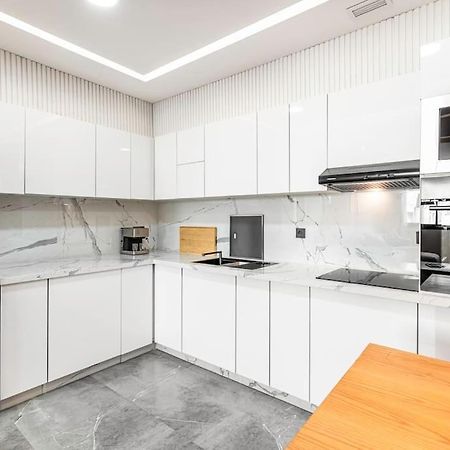 Modern And Luxurious Apartment ราบัต ภายนอก รูปภาพ